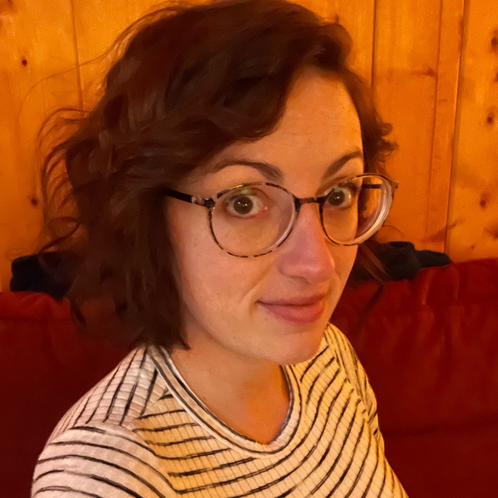 Meet your Posher, Marissa